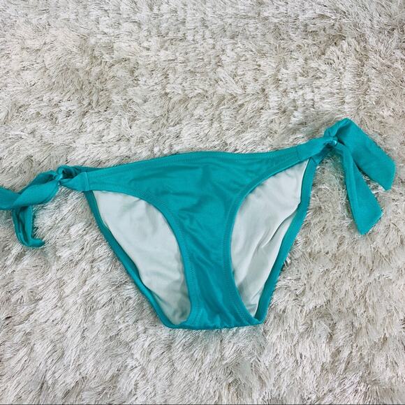 Victoria's Secret Green Bikini Sz XS Knot - Picture 1 of 4